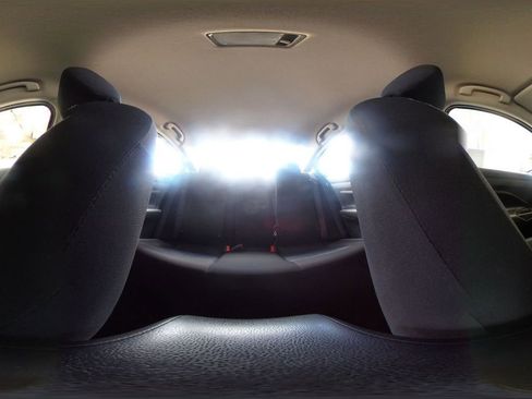 Used 2025 Nissan Versa SV FWD image 40