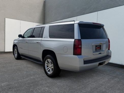 Used 2018 Chevrolet Suburban LT AWD/4WD image 11