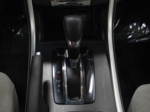 Used 2013 Honda Accord LX image 18