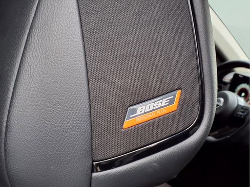 Certified 2025 Nissan Kicks SR w/ SR Premium Package AWD/4WD image 14