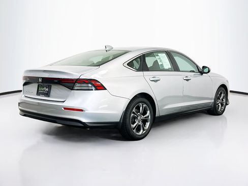 Used 2023 Honda Accord EX image 9
