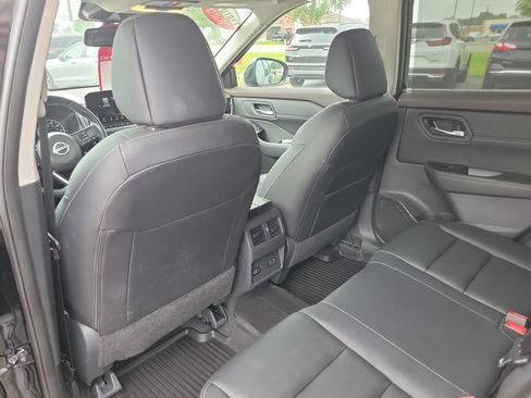 Used 2023 Nissan Rogue SL w/ SL Premium Package AWD/4WD image 16