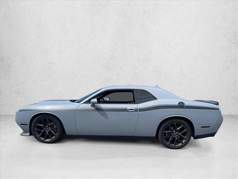 Used 2022 Dodge Challenger GT w/ Plus Package RWD image 5