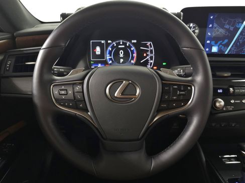 Used 2025 Lexus ES 350 w/ Premium Package FWD image 20