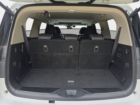 Certified 2025 INFINITI QX80 Sensory AWD/4WD image 12