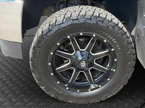 Used 2017 GMC Sierra 1500 SLT AWD/4WD image 54