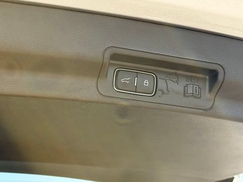 Certified 2023 Ford Explorer XLT w/ Equipment Group 202A AWD/4WD image 30