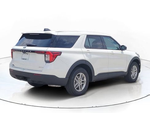 New 2026 Ford Explorer Active AWD/4WD image 5