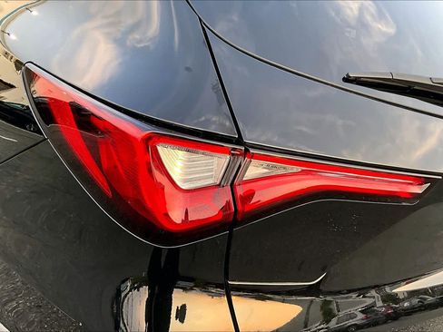 Used 2023 Acura MDX SH-AWD w/ Advance Package image 29