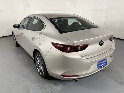 Used 2024 MAZDA MAZDA3 s FWD image 7