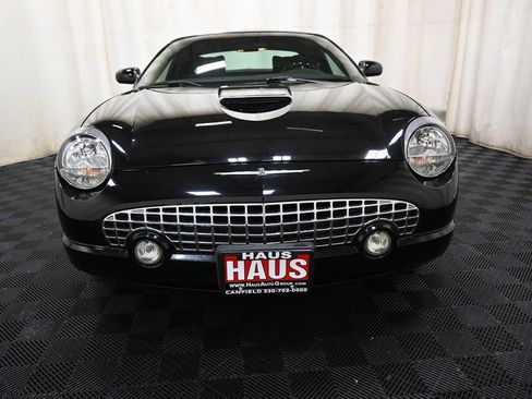 Used 2002 Ford Thunderbird RWD image 2