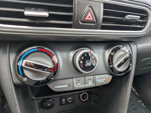 Used 2021 Hyundai Kona SE w/ Cargo Package image 20