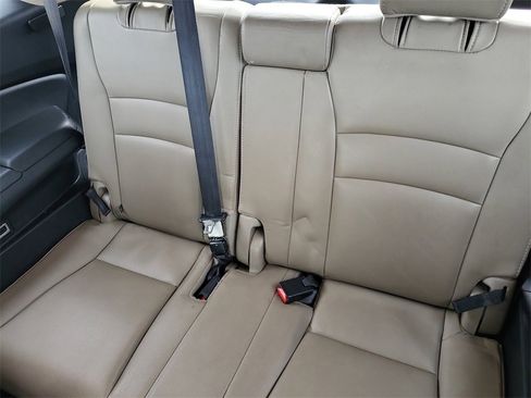 Used 2019 Honda Pilot Elite image 17