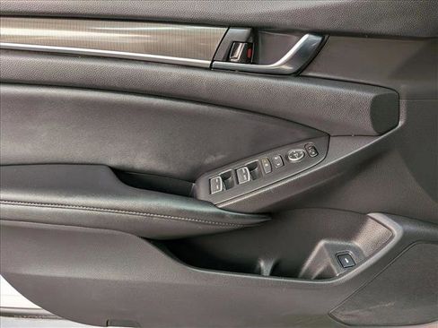 Used 2021 Honda Accord Sport image 10