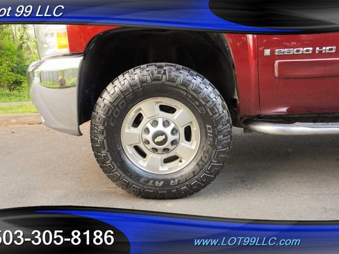 Used 2008 Chevrolet Silverado 2500 LTZ w/ Safety Package AWD/4WD image 33