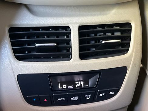 Used 2015 Acura MDX FWD image 14