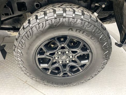 Used 2025 Ford F150 XLT w/ Equipment Group 302A MID AWD/4WD image 10