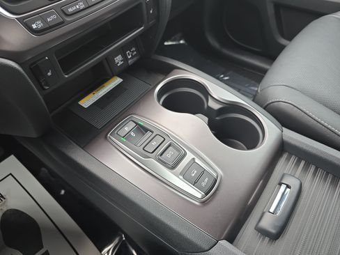 Used 2023 Honda Passport EX-L image 24