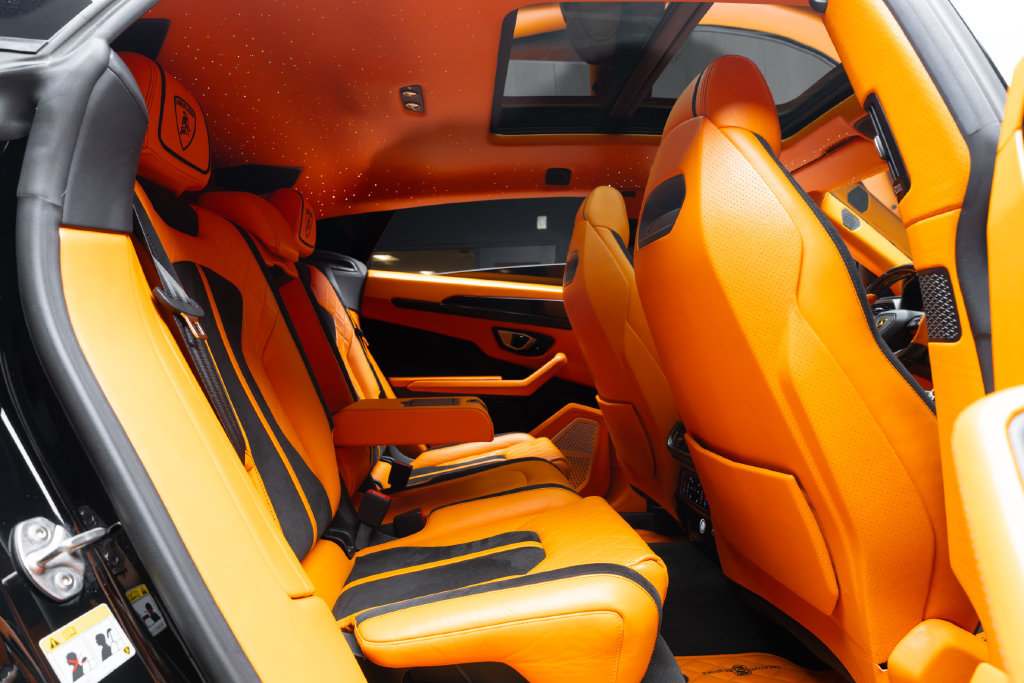 Used 2022 Lamborghini Urus AWD/4WD image 56