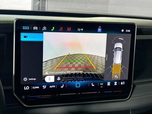 New 2026 Volkswagen Tiguan SE R-Line AWD/4WD image 16
