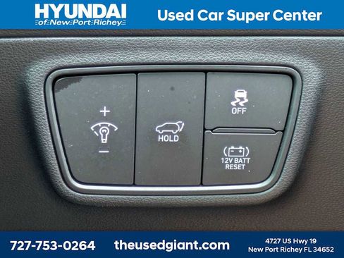 Certified 2024 Hyundai Tucson Limited AWD/4WD image 36