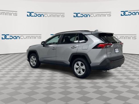Used 2021 Toyota RAV4 XLE FWD image 6