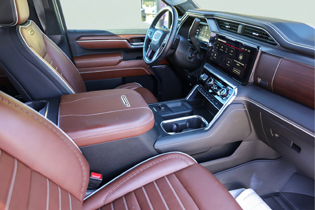 Used 2024 GMC Sierra 2500 Denali Ultimate AWD/4WD image 31