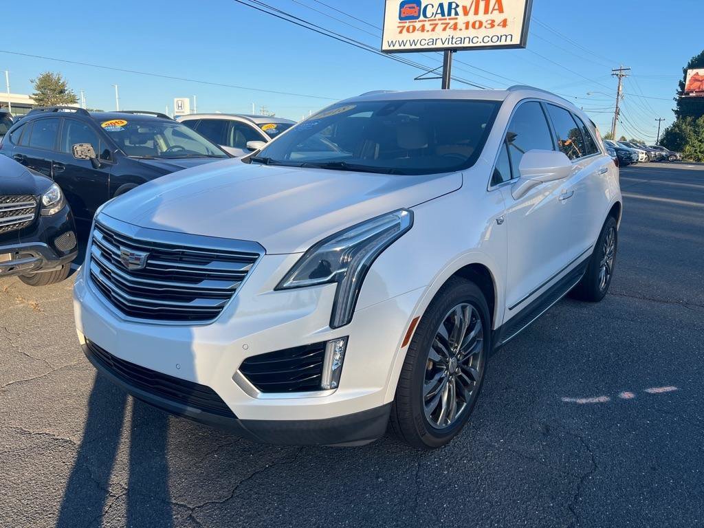 Used 2018 Cadillac XT5 Premium Luxury FWD image 1