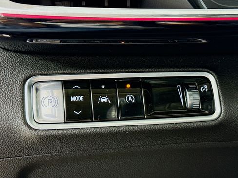 Used 2024 Buick Envision Preferred AWD/4WD image 9