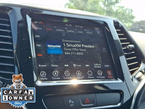 Used 2020 Jeep Cherokee Limited AWD/4WD image 16