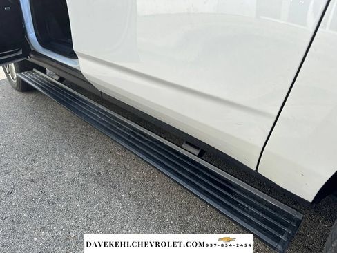 Used 2025 Chevrolet Suburban High Country AWD/4WD image 44