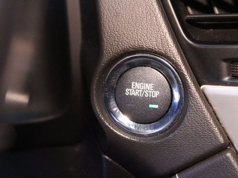 Used 2020 GMC Yukon Denali image 27