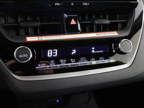 New 2026 Toyota Corolla SE image 18