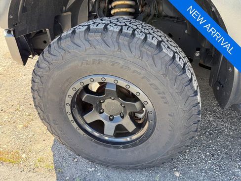 Used 2018 Ford F150 Raptor w/ Equipment Group 802A Luxury AWD/4WD image 8