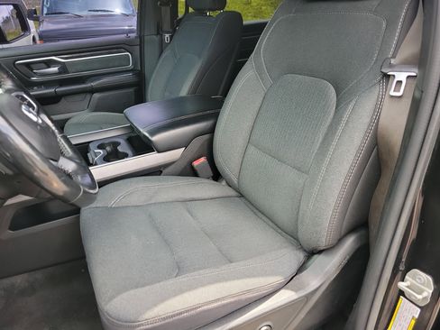 Used 2020 RAM 1500 Big Horn AWD/4WD image 4