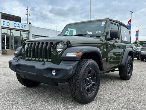 Used 2022 Jeep Wrangler Sport image 7