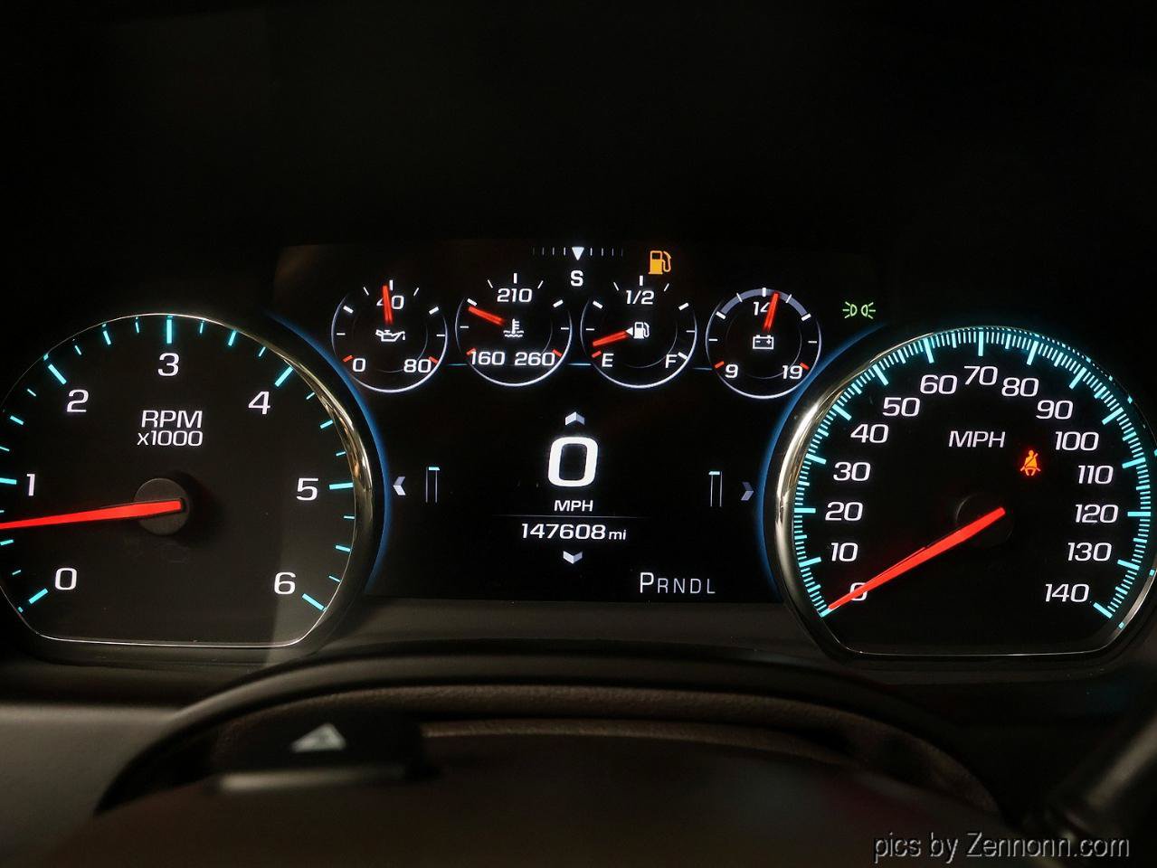 Used 2017 GMC Yukon XL Denali w/ Open Road Package AWD/4WD image 18