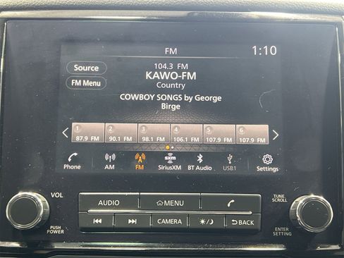 Used 2023 Nissan Titan SV image 16