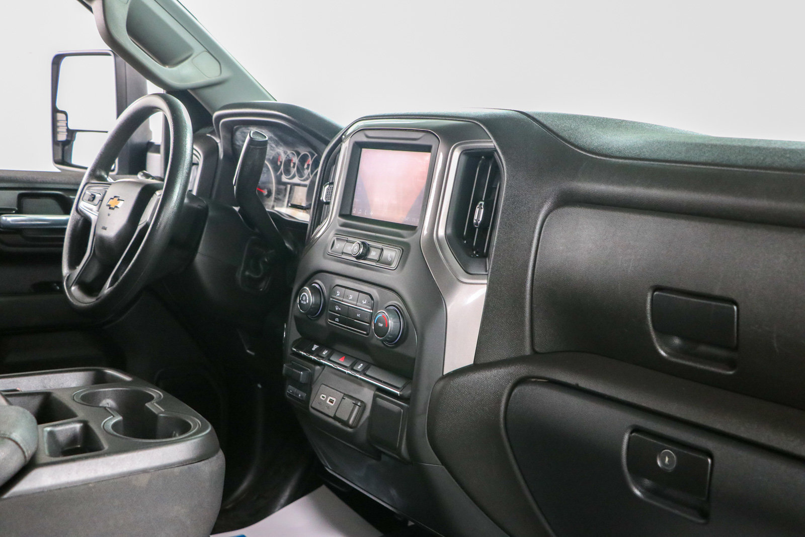 Used 2025 Chevrolet Silverado 3500 W/T AWD/4WD image 24