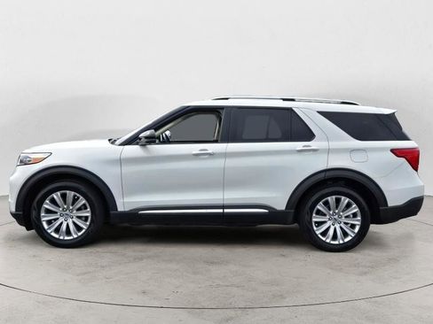 Certified 2023 Ford Explorer Limited w/ Limited Technology Package RWD image 6