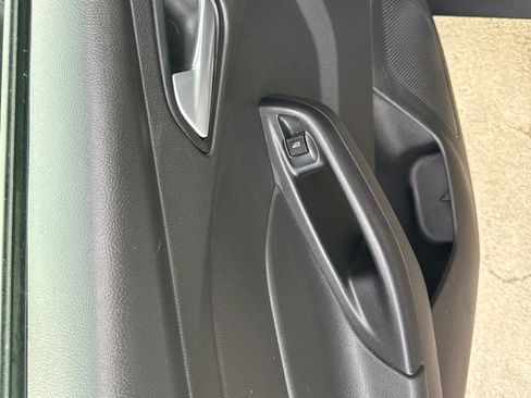 Used 2013 Ford Focus SE image 12