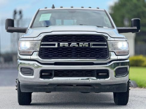 Used 2019 RAM 3500 Tradesman AWD/4WD image 3