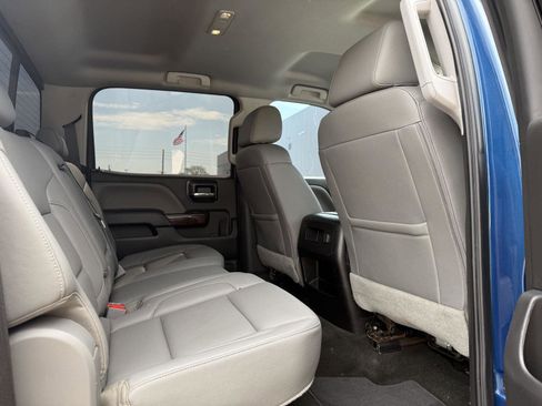 Used 2018 GMC Sierra 1500 SLT image 11