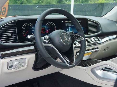 Certified 2026 Mercedes-Benz GLE 350 4MATIC image 10