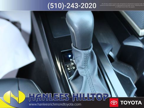 Used 2025 Toyota Camry SE FWD image 21