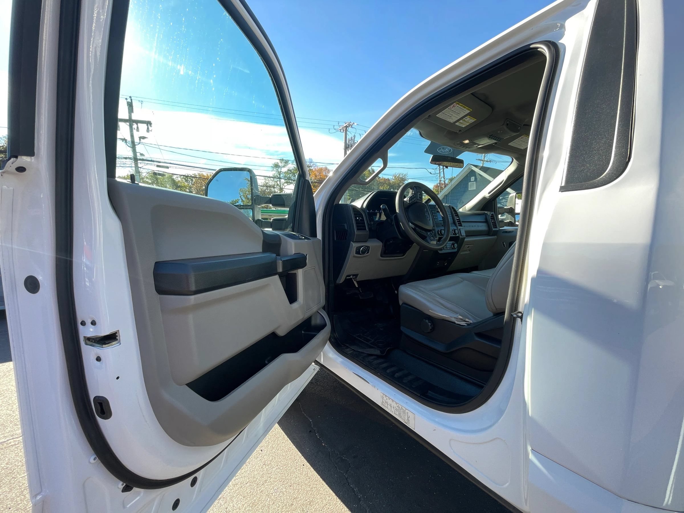 Used 2019 Ford F350 XL w/ STX Appearance Package AWD/4WD image 9