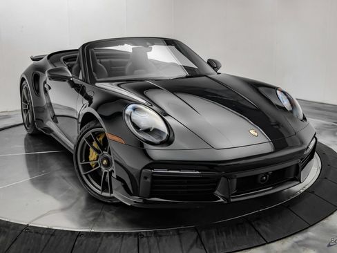 Used 2025 Porsche 911 Turbo S w/ Exterior Sport Package AWD/4WD image 32