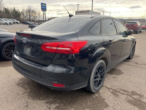 Used 2018 Ford Focus S image 3