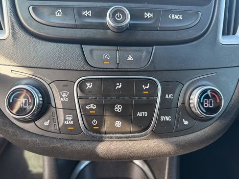 Used 2023 Chevrolet Malibu LT image 7