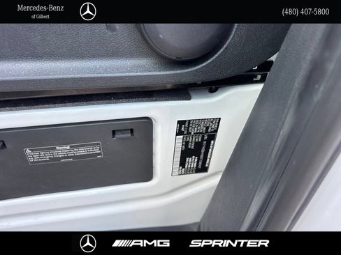 Used 2022 Mercedes-Benz Sprinter 2500 image 18